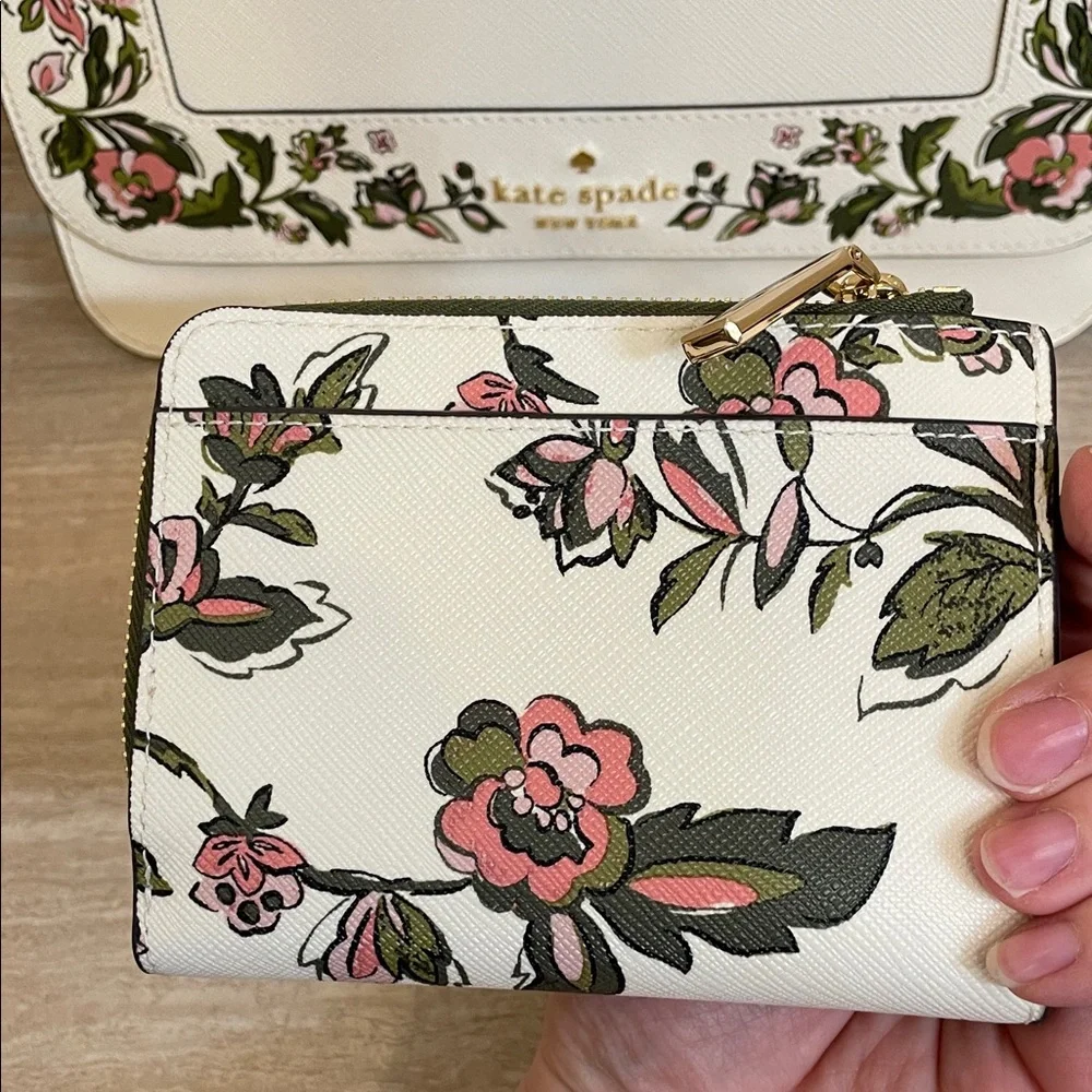 Kate Spade ♠️ NWOT White Green & Pink Floral Shoulder crossbody Bag Set - Picture 3 of 12